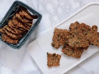 Chips de queso y semillas