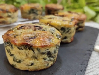 Muffins salados de espinaca y queso