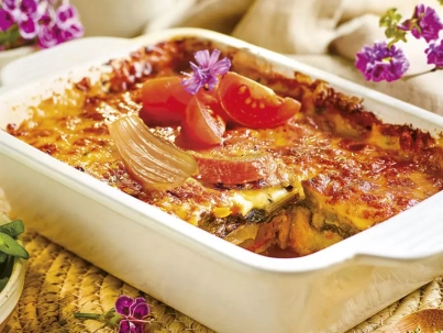 Budín salado de berenjena, tomate seco y almendras
